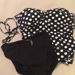 CHAPS Strapless Two Piece Swimsuit